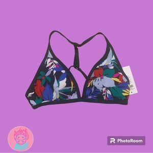 NWT Abercrombie & Fitch Triangle Swim Top
Size X-Small